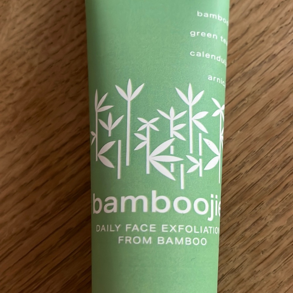Bamboojie daily exfoliation
